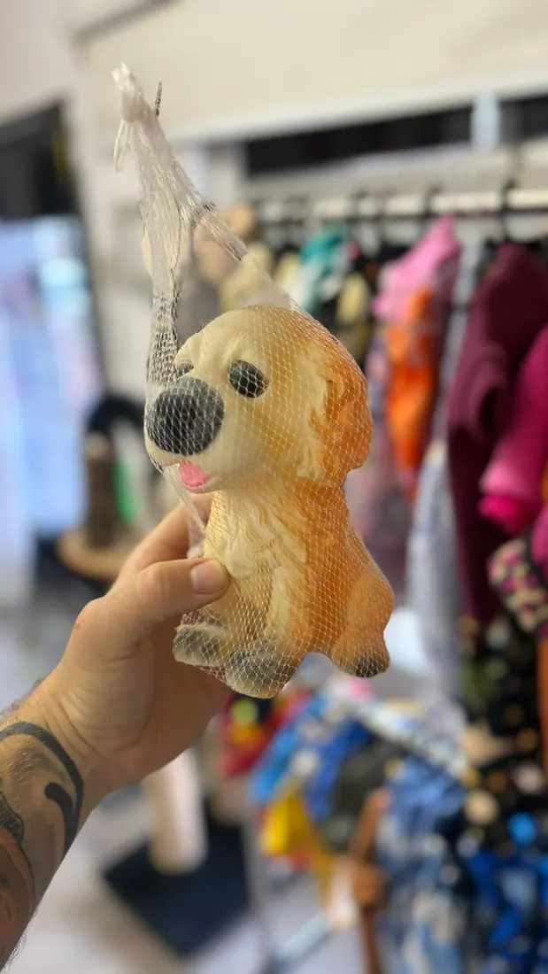 Peluche con forma de perro